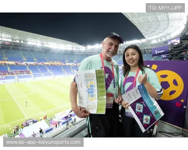 世界杯赛事志愿者跨国交流提升服务质量